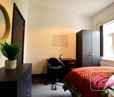 6 bedroom house to rent - Photo 3