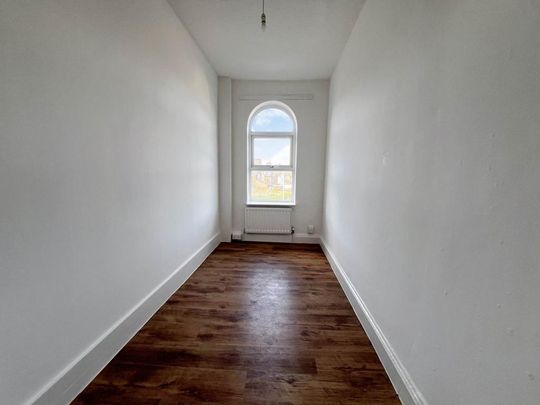 2 bedroom maisonette to rent - Photo 1