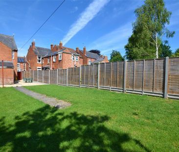 5 bedroom semi-detached house to rent - Photo 6