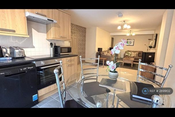 1 bedroom flat to rent - Photo 1