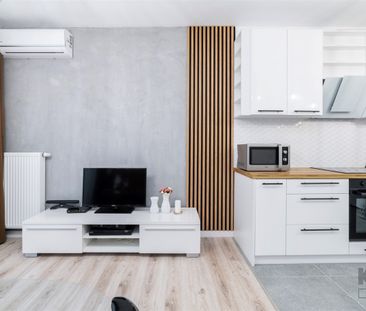 Łódź, Polesie, Stare Polesie, 28 Pułku Strzelców Kaniowskich - Zdjęcie 2