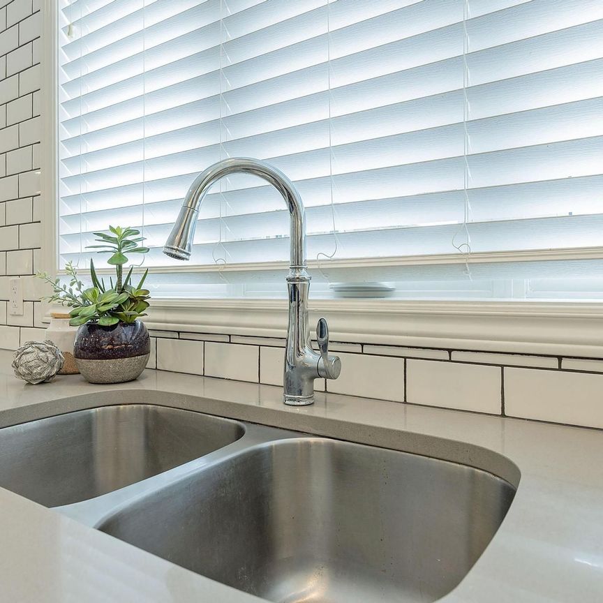 For Lease - 2005 Maddex Way, London North, Ontario - Photo 1