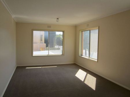 7/43 Noble Street, Newtown - Photo 3