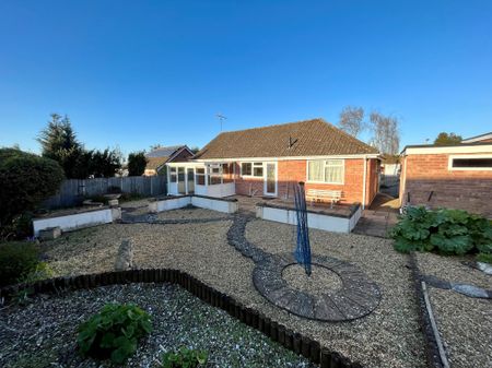 Bracken Rise, Brandon - Photo 2