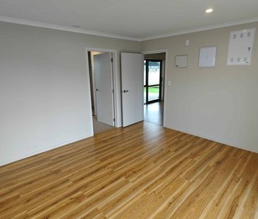 Three Bedroom Home in Convenient Location - Photo 2