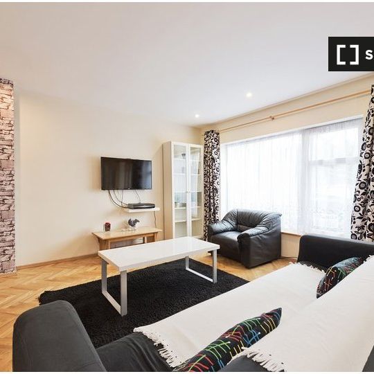 4-Bedroom Apartment for rent in Clonsilla, Dublin - Photo 1