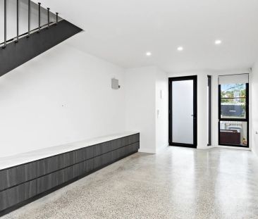 399 Abbotsford Street, North Melbourne. - Photo 3