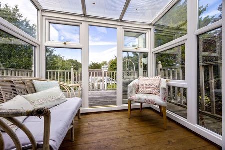 2 bedroom detached house to rent - Photo 4