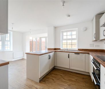 4 bedroom detached house to rent - Photo 6
