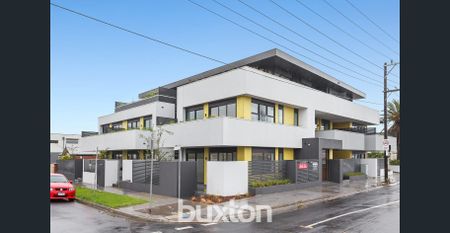 LUXURY APARTMENT IN THE HEART OF CHELSEA - Photo 4