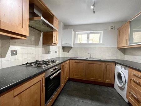 2 bedroom apartment to rent - Photo 5