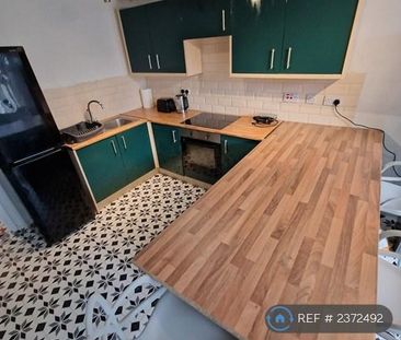 1 bedroom in a house share to rent - Photo 5