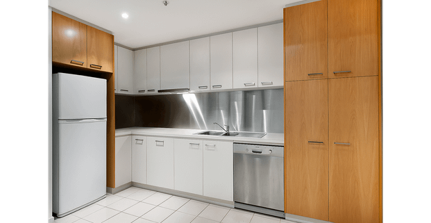 Spacious one bedroom in Newquay - Photo 1