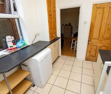 6 bedroom house to rent - Photo 6