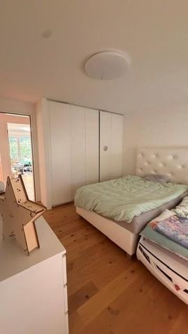 Traumhafte 3.5-Zimmer-Neubauwohnung mit 2 Terrassen & Garagenplatz - Foto 2