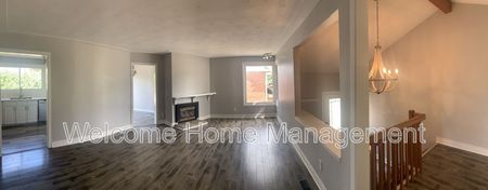 $3,395 / 6 br / 2 ba / Unique Opportunity in Kennedy East - 2 Families 1 Rent - Photo 3