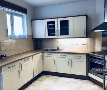 2 bedroom maisonette to rent - Photo 1