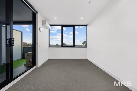 308B/12 Albert Street, Hawthorn East - Photo 3