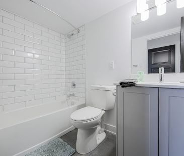 North Shore Towers - Photo 6