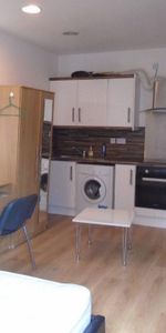 Studio to rent - Photo 4