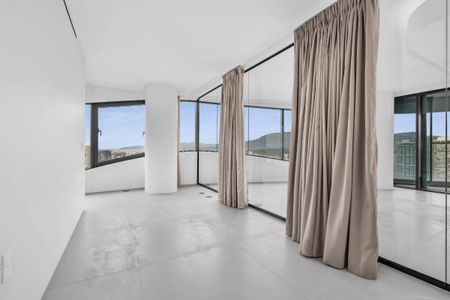 1033 Nelson Street apartment — Vancouver, BC (2-Bedroom) - 2 Bedroom - Photo 3