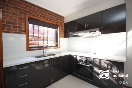 2/23 Empire Street, 3011, Footscray Vic - Photo 5