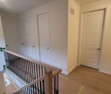 For Lease - 41 Rumi Court, Vaughan, Ontario - Photo 2