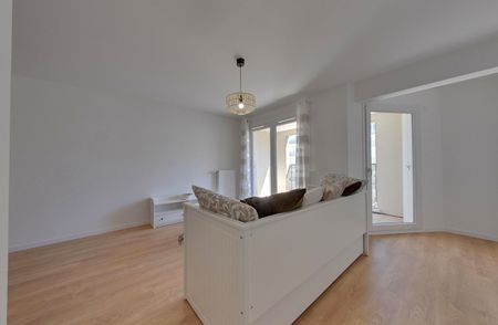 Location appartement 1 pièce, 31.03m², Neuilly-sur-Marne - Photo 3