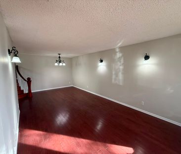 Beautiful 3 Bedroom Home in Bower!! - Photo 6