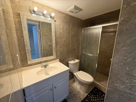 For Lease - 5689 Sidmouth Street Unit# Lower, Mississauga, Ontario - Photo 3