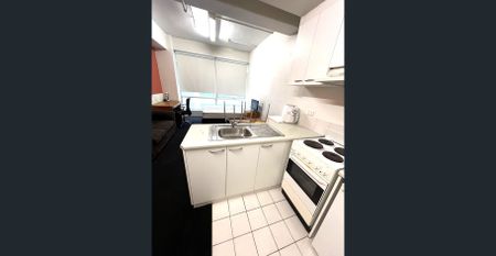 Furnished Apartment in Melbourne CBD - Photo 5