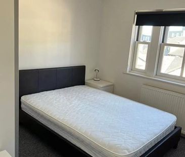 3 bedroom private hall to rent - Photo 2