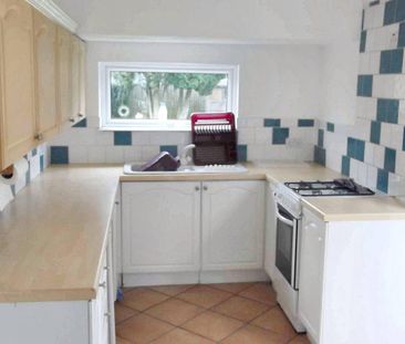 3 bedroom detached house to rent - Photo 4