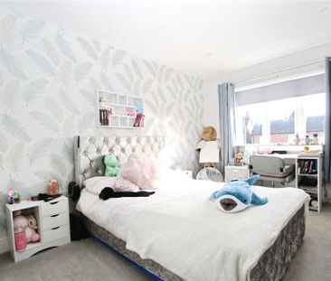 3 bedroom detached house to rent - Photo 3