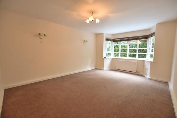 3 Bedroom Apartment To Let - Photo 1