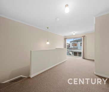 Spacious 3-Bedroom Living - Photo 5