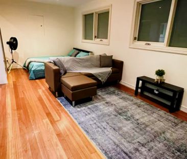 35 Boronia St, Sydney - Photo 2