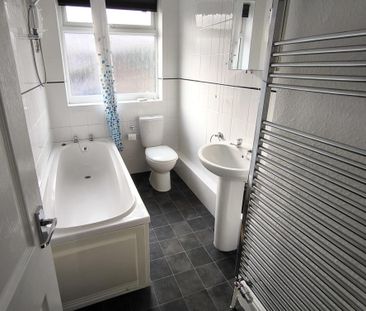 3 bedroom terraced house to rent - Photo 5