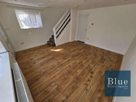 Sutton Road, Hounslow, TW5 - Photo 4