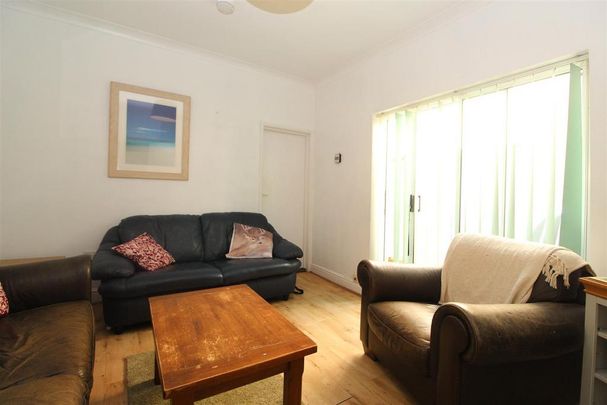 4 bedroom house to rent - Photo 1