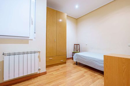 Two-bedroom apartment in Alonso Cano (Ríos Rosas) - Photo 4
