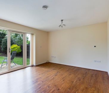 2 bedroom bungalow to rent - Photo 1