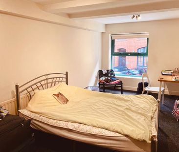 Room in a Shared Flat, Bells Square, S1 - Photo 2