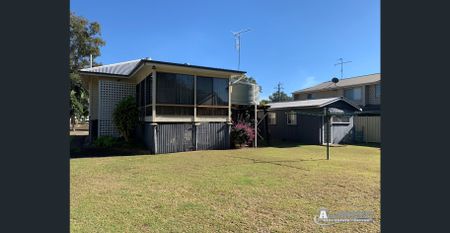 ROOM TO RENT - WALK TO TOWN - Photo 3