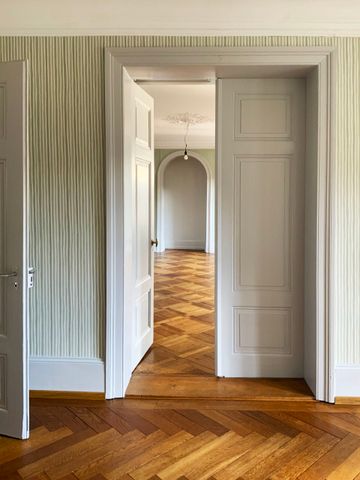 Exclusive city apartment with history and comfort - Photo 2