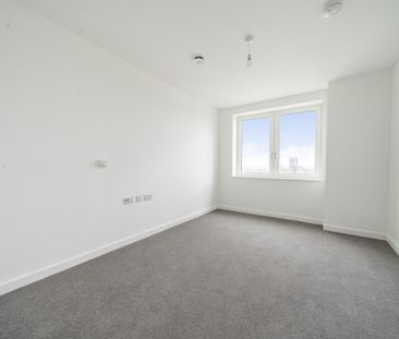 St Pauls Road, Barking, London, IG11 - Photo 5