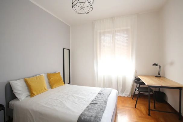 Via Privata Mauro Rota, Milan, Lombardy 20125 - Photo 1