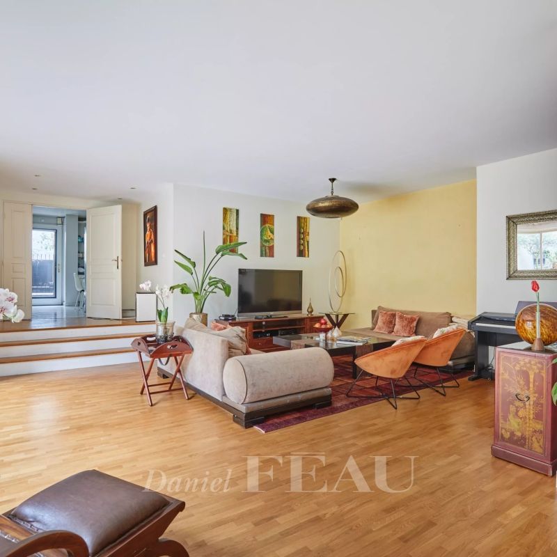 Paris XVIème – rue Boileau. - Photo 1