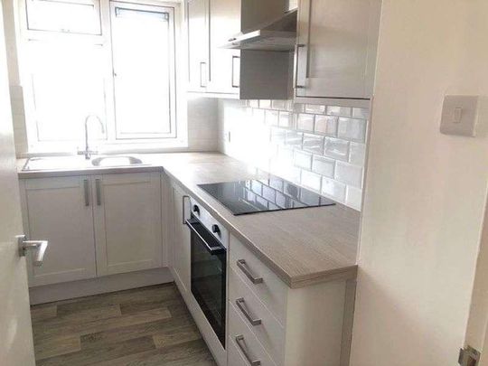 Brighton Road, Lancing, BN15 - Photo 1