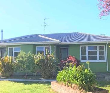 MASTERTON - 3 BEDROOMS - Photo 4